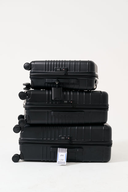 The Large Check-In Roller in Black