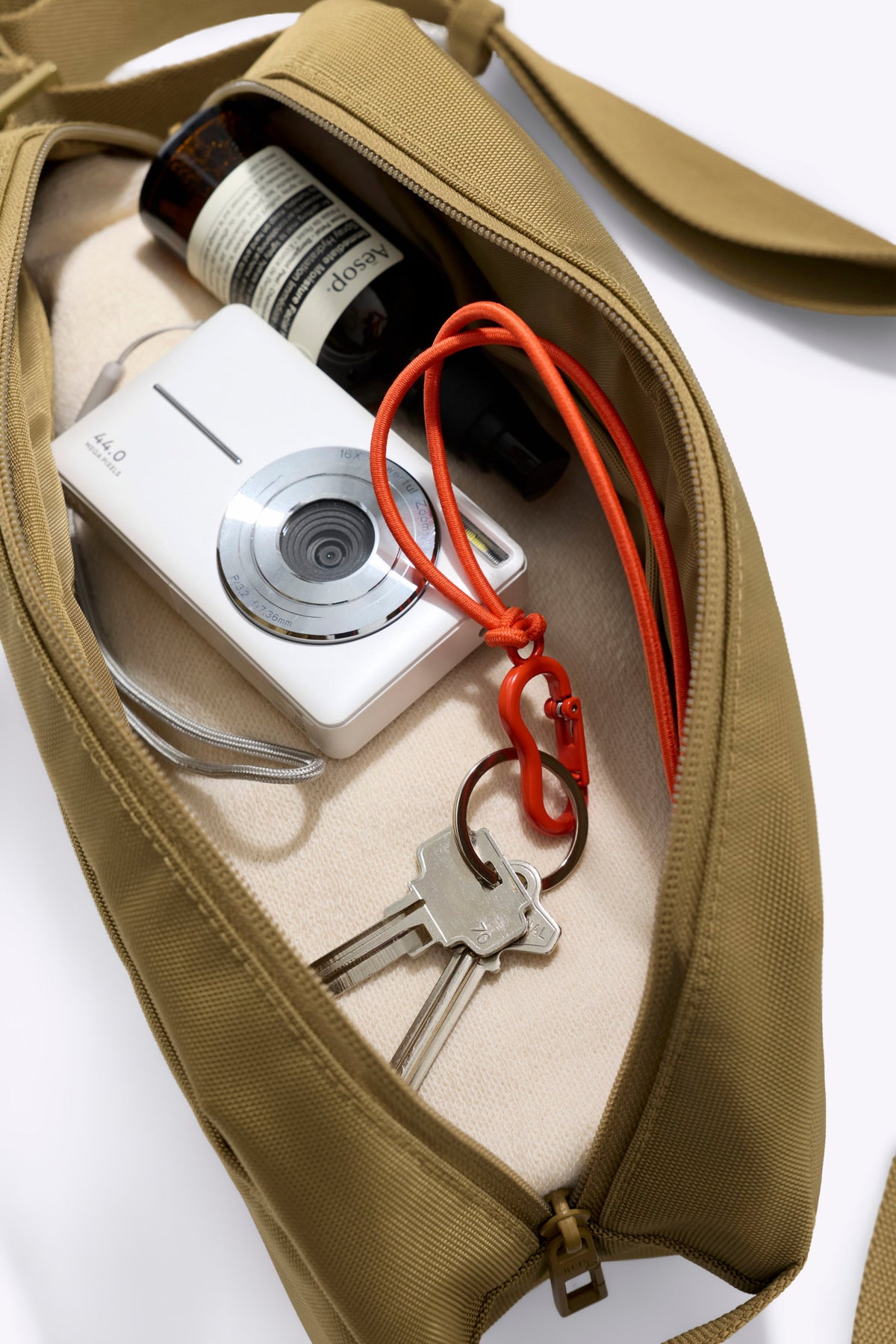 The Pro Travel Sling in Khaki