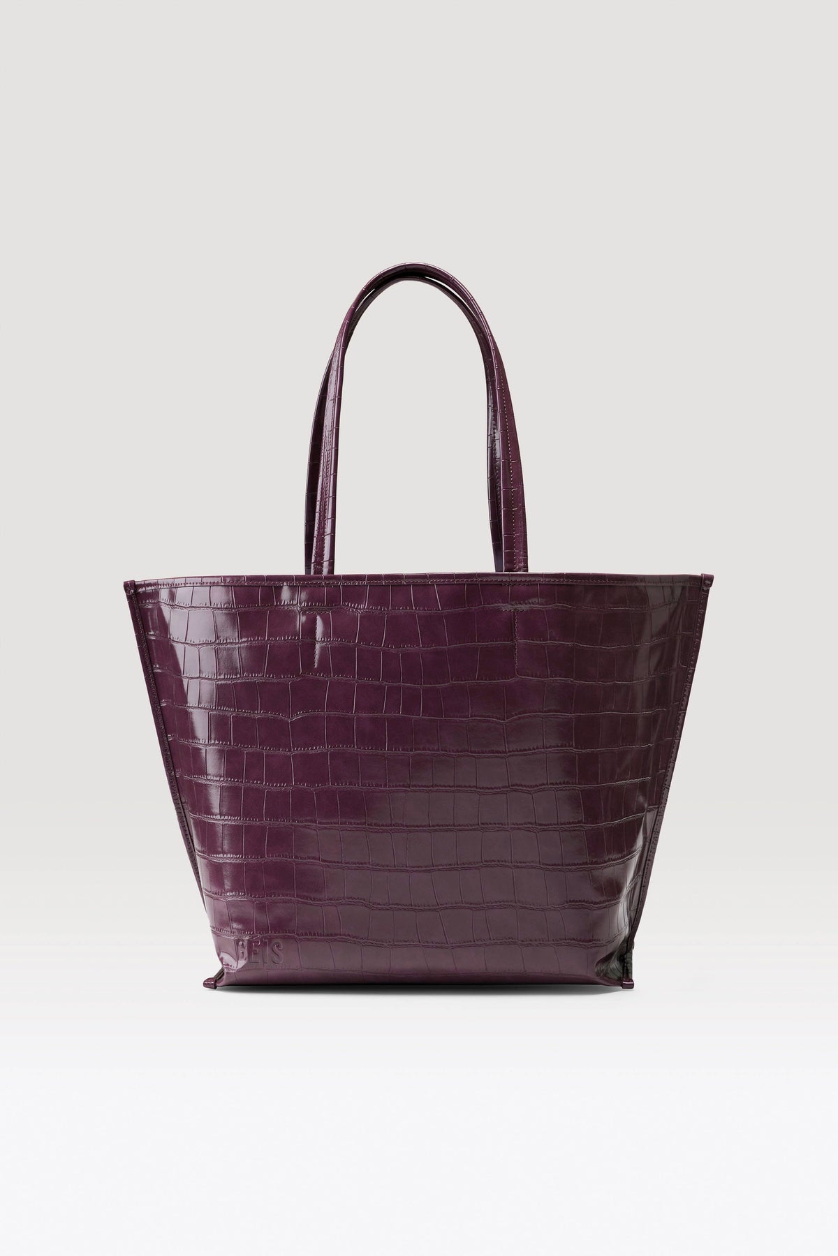 The Catchall Tote in Plum